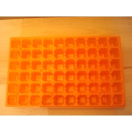 Lot de 5 plaques oranges 60 alvéoles Lot de 5 plaques oranges 60 alvéoles