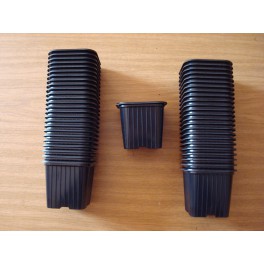 Lot de 500 godets 7-7-6,2 Lot de 500 godets 7-7-6,2